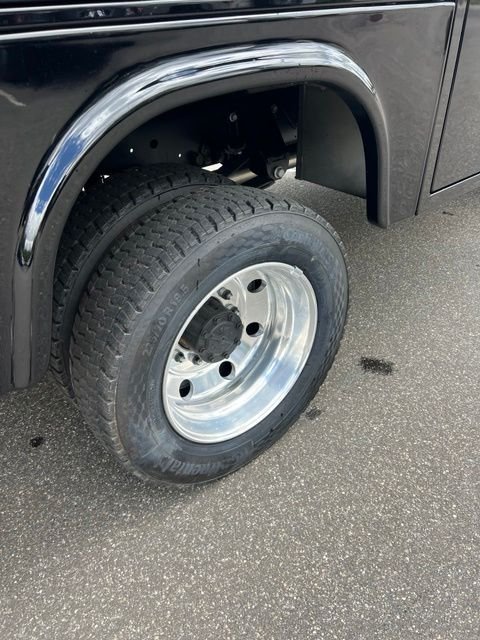 New 2026 Black Ford XLT image 5