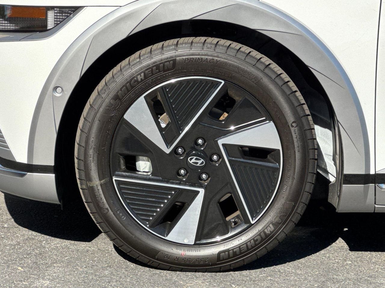 New 2026 White Hyundai Limited image 24