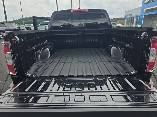 Used 2022 Onyx Black GMC AT4 - Cloth image 22