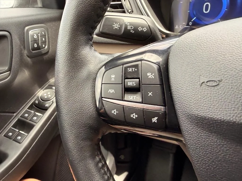 Used 2021 Silver Ford Titanium image 22