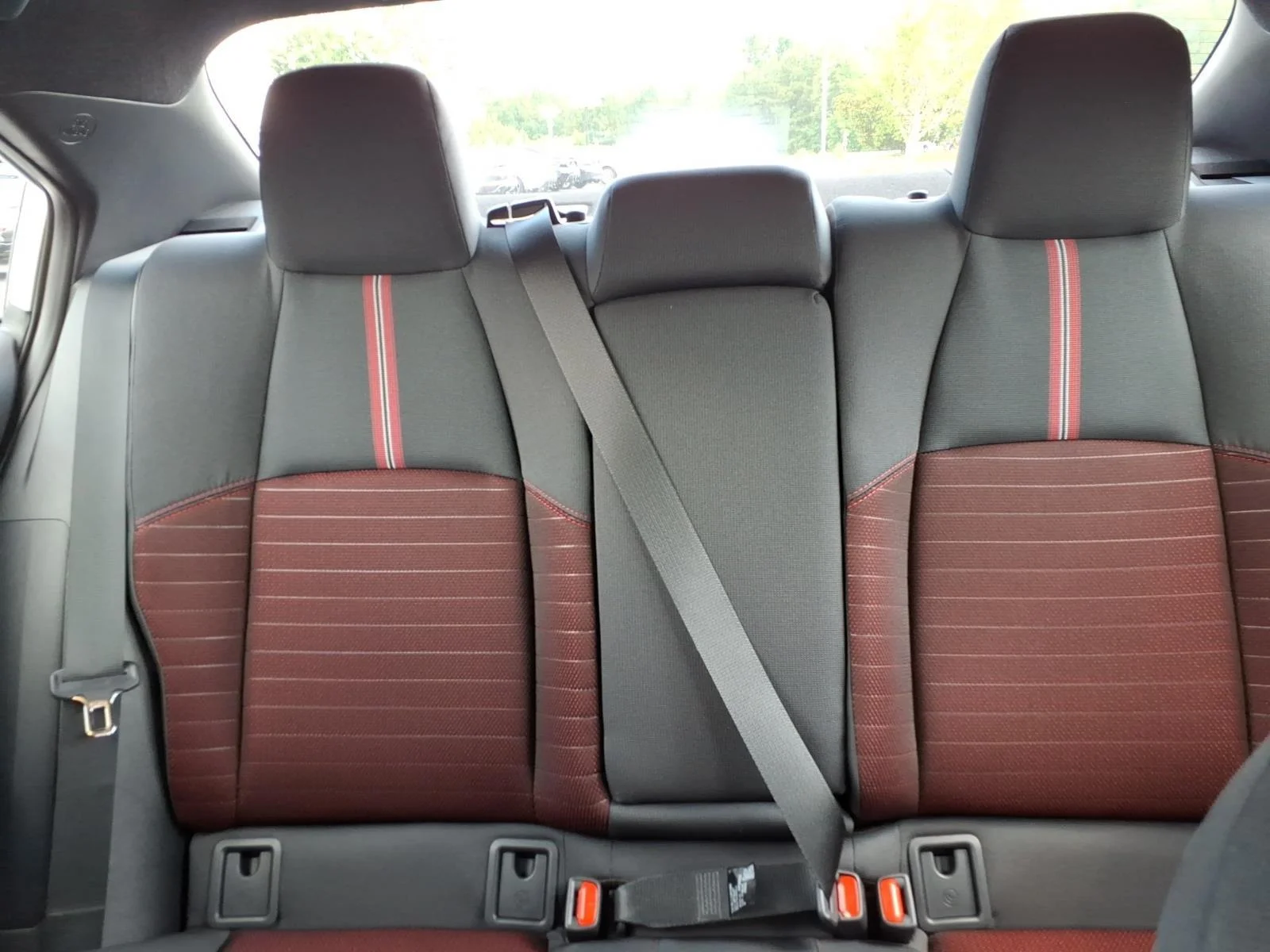 Used 2026 Ice Cap Toyota SE image 19