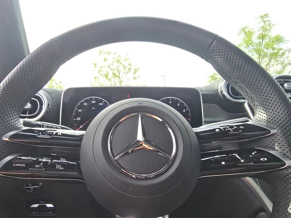 Certified Used 2026 Starling Blue Metallic Mercedes-Benz GLC 300 image 30
