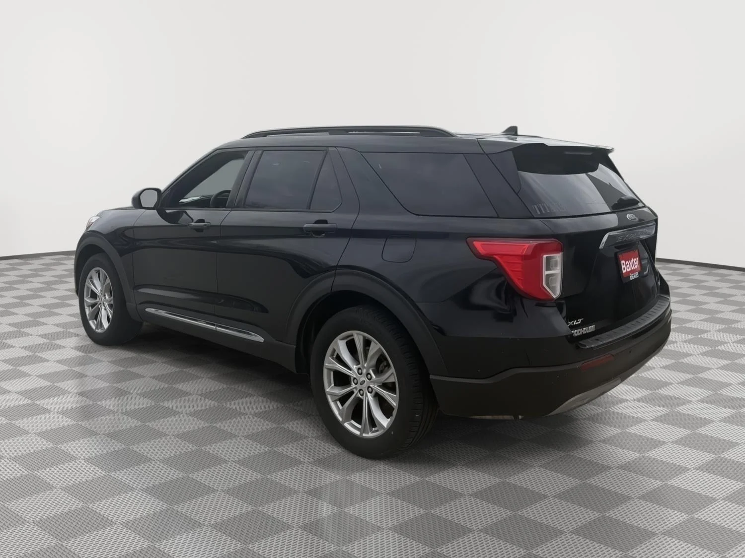 Used 2020  Ford XLT 4WD image 9