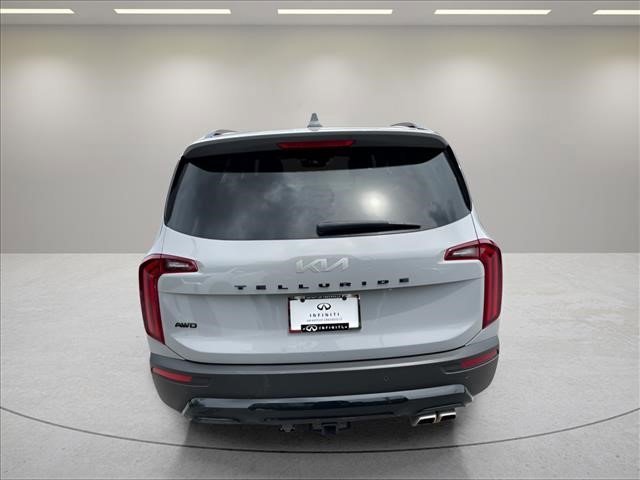 Used 2022 Wolf Gray Kia SX image 4