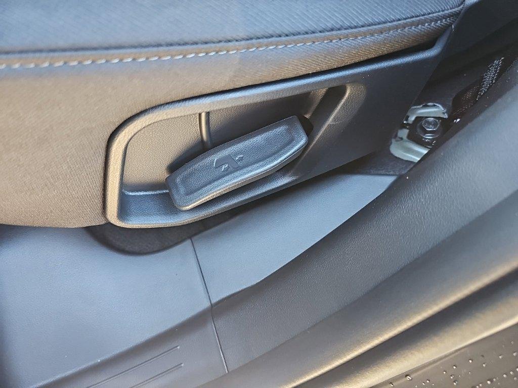 New 2026 Black Hyundai SEL Plus AWD image 28