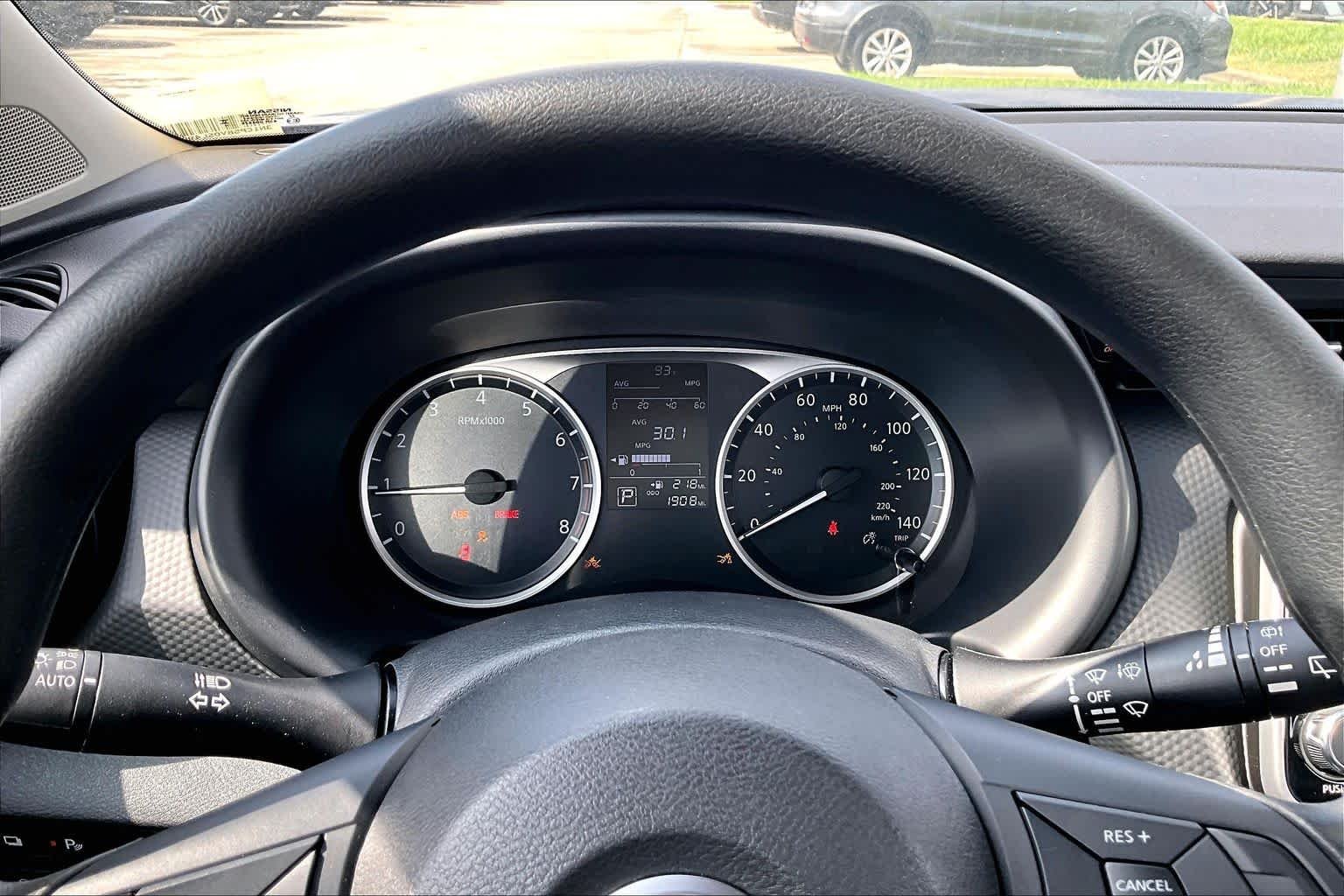 Certified Used 2025 Gun Metallic Nissan S image 25