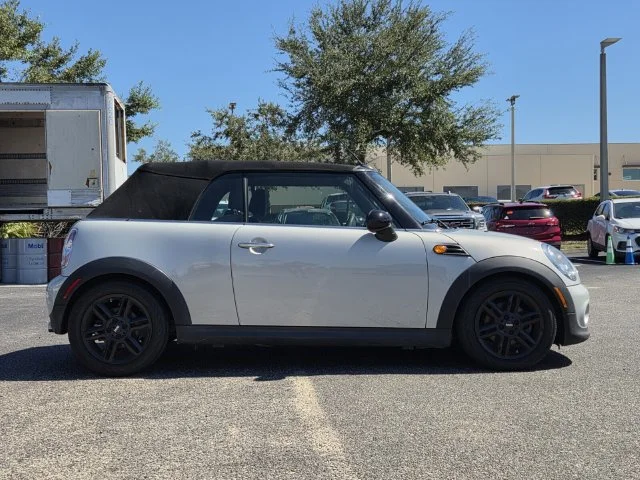 Used 2014 Gray MINI Base image 7