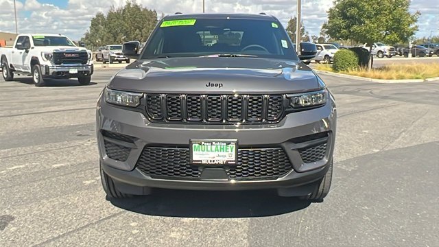 2025 Jeep Grand Cherokee Altitude - Photo 8