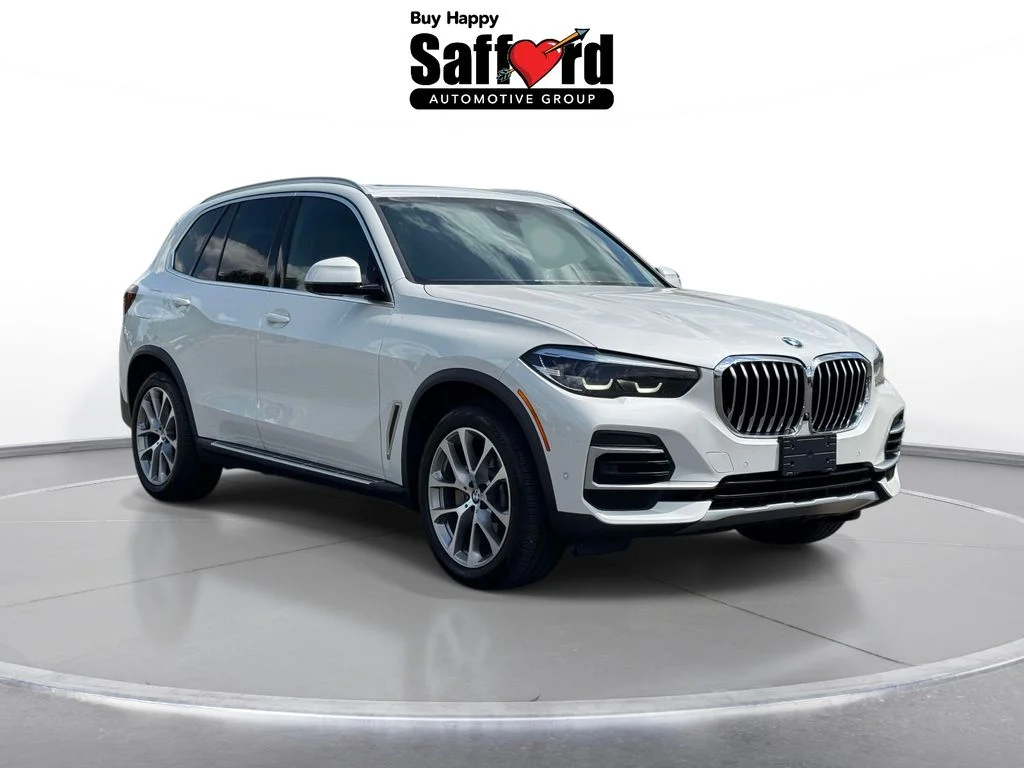 Used 2023 White BMW xDrive40i image 10