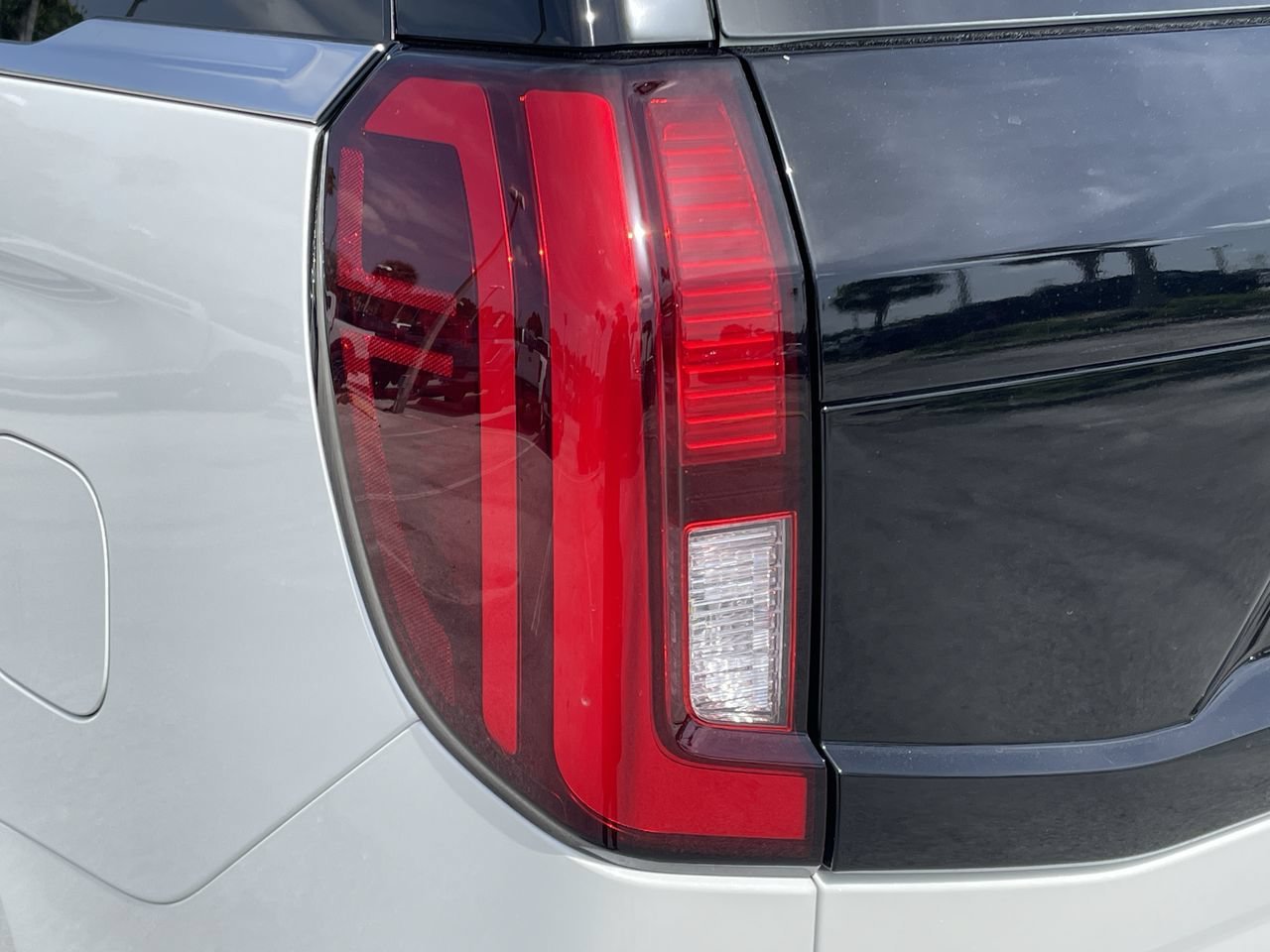 New 2027 Star White Metallic Tri-Coat Ford Active image 7