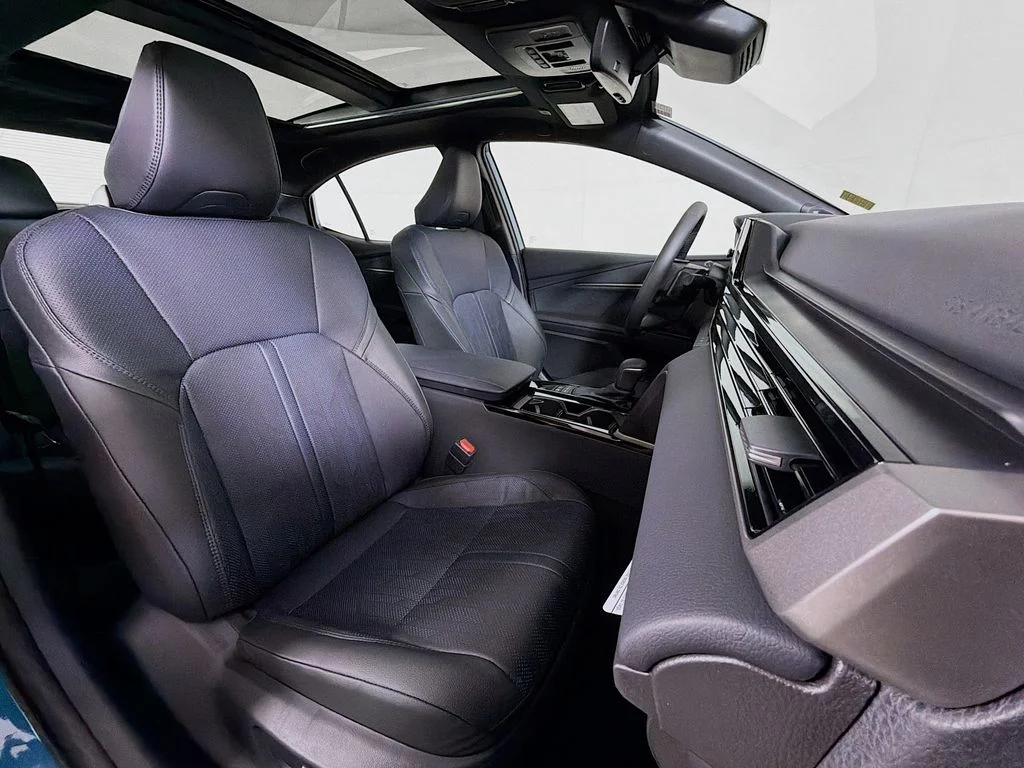 2026 Toyota Camry XSE - Photo 25