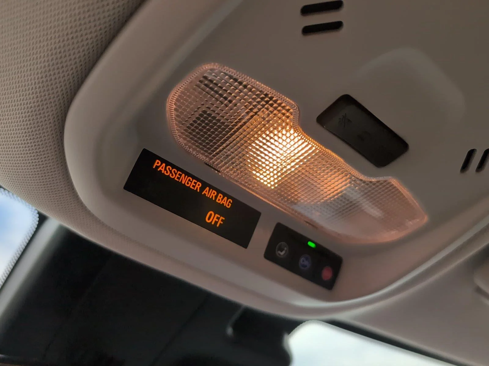 Used 2025 Sterling Gray Metallic Chevrolet LT image 23