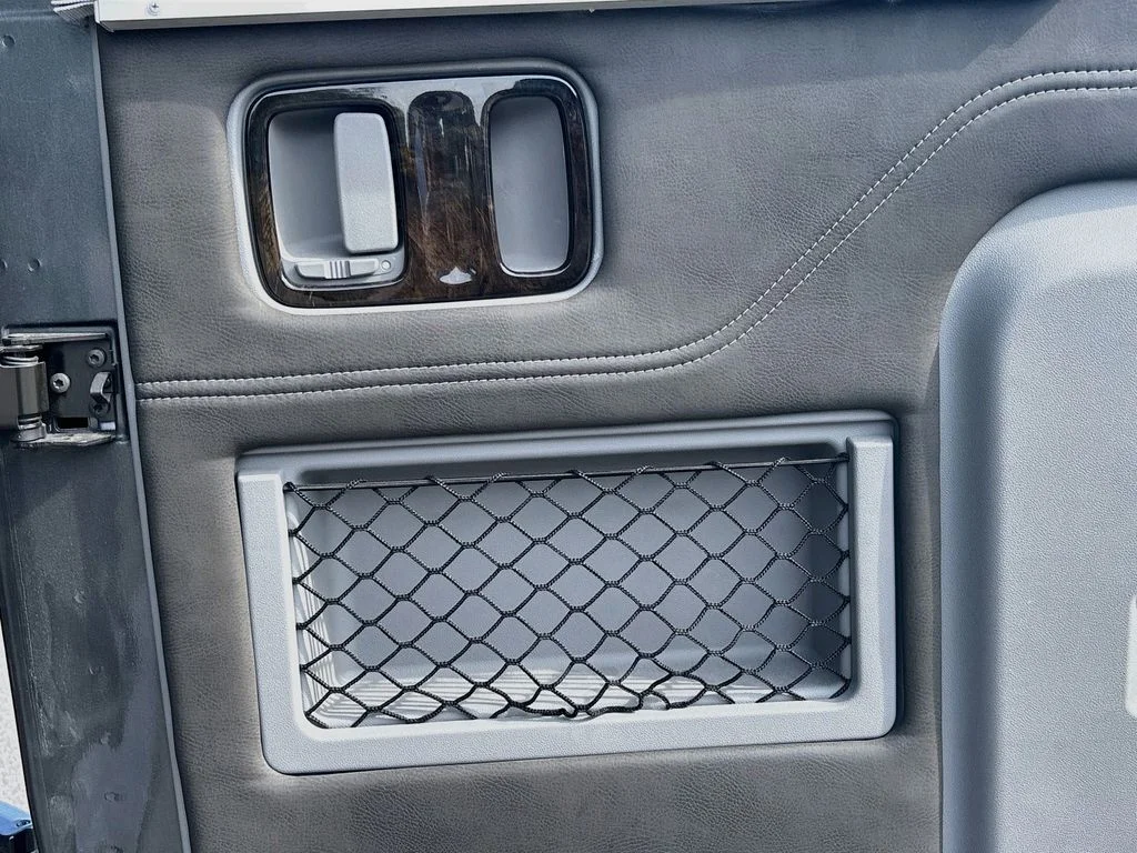 Used 2017 Gray Mercedes-Benz Passenger VAN image 16