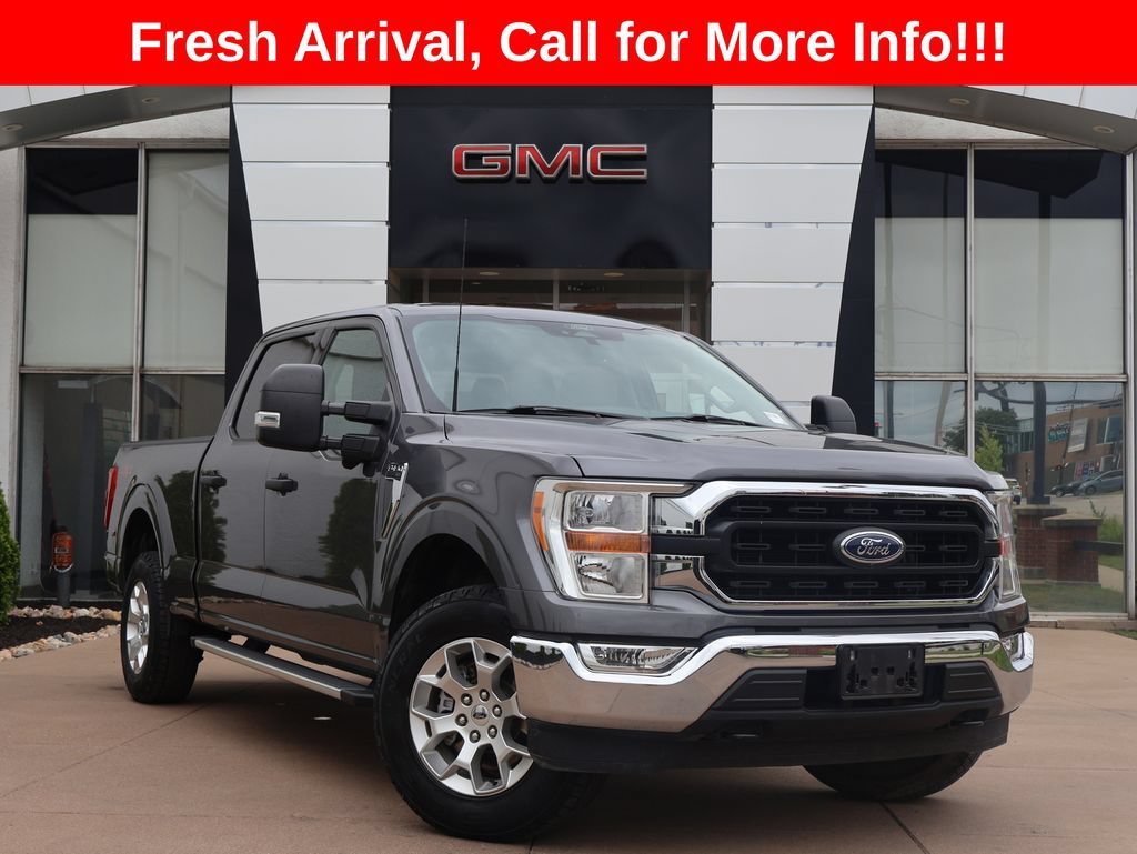 Used 2022 Gray Ford XLT image 31