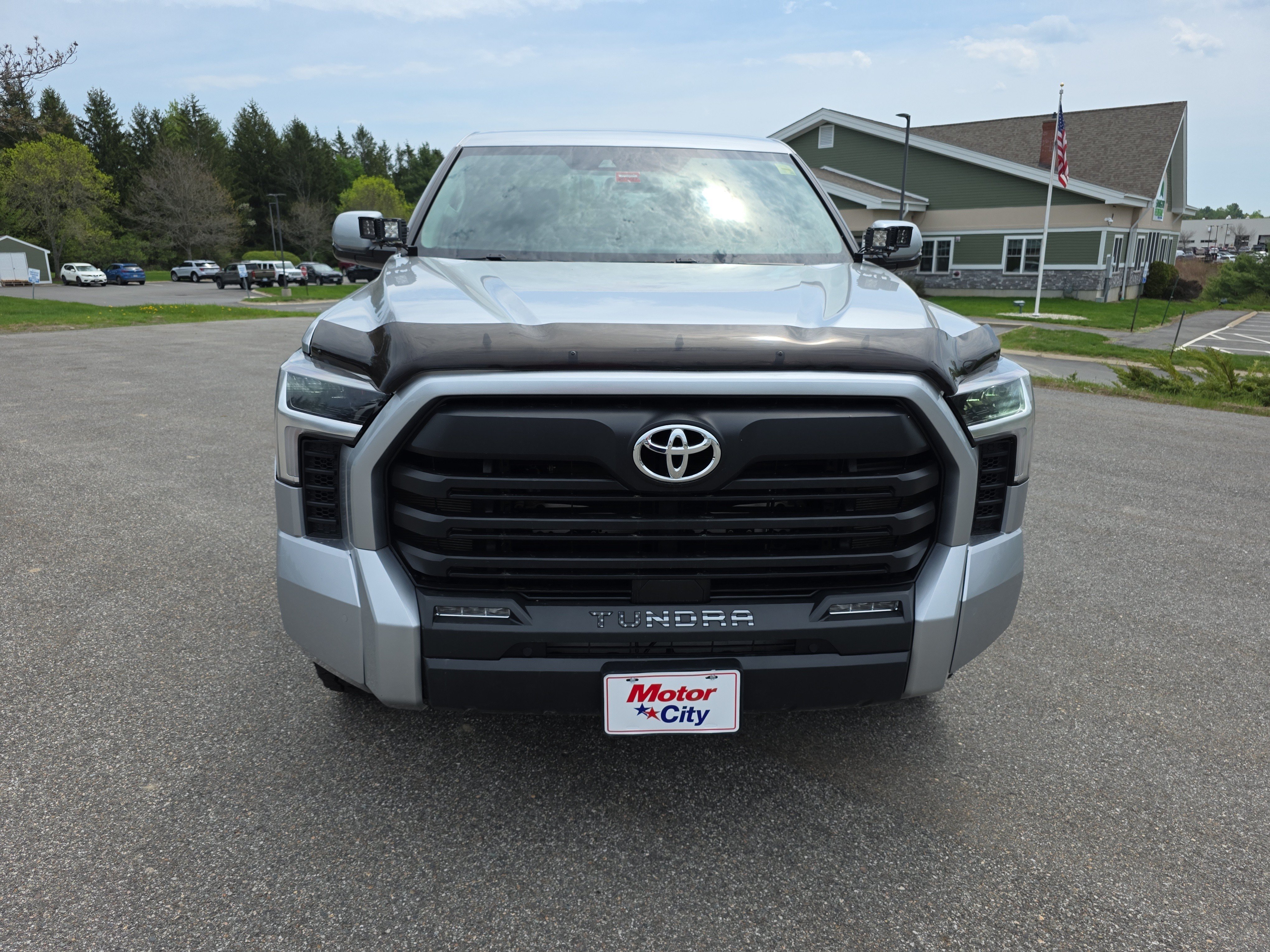 2024 Toyota Tundra SR5 - Photo 8