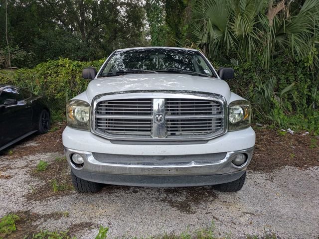 Used 2008 White Dodge SLT image 2