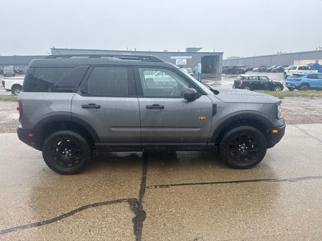 Used 2025 Gray Ford Badlands image 11