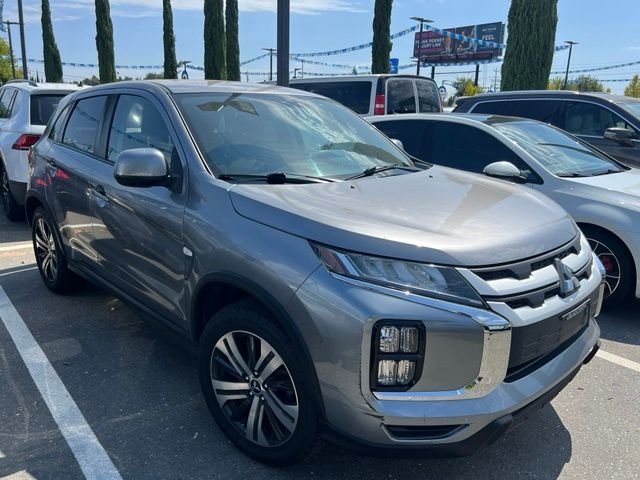 Used 2020 Gray Mitsubishi 2.0 SP image 4