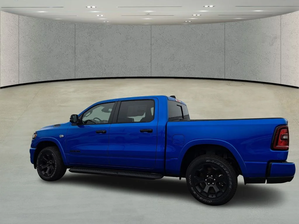 New 2026 Hydro Blue Pearl-Coat Exterior Paint RAM Big Horn/Lone Star image 7