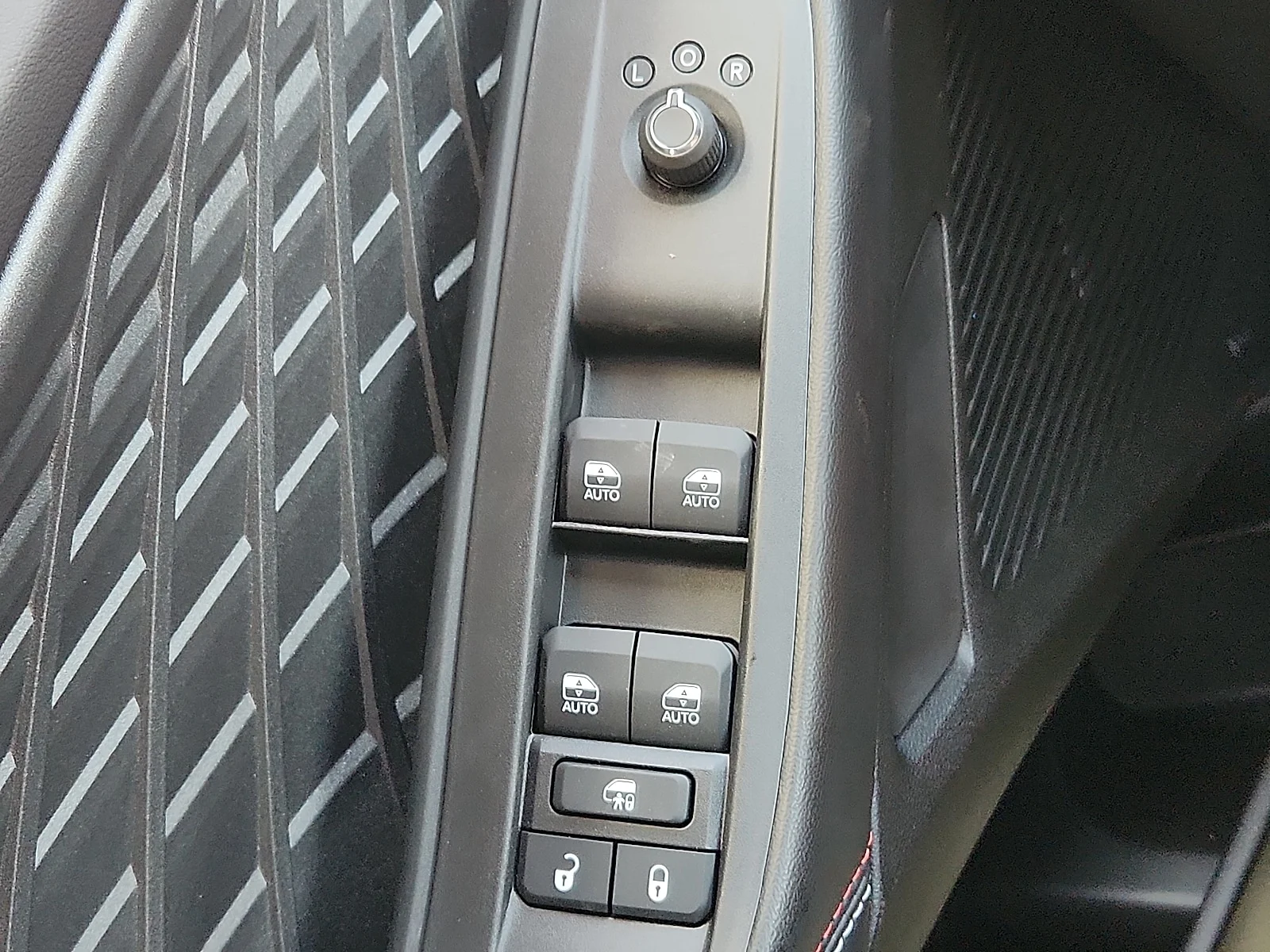 New 2026 Bludicrous  Paint Dodge SCAT PACK 4-DOOR AWD image 17