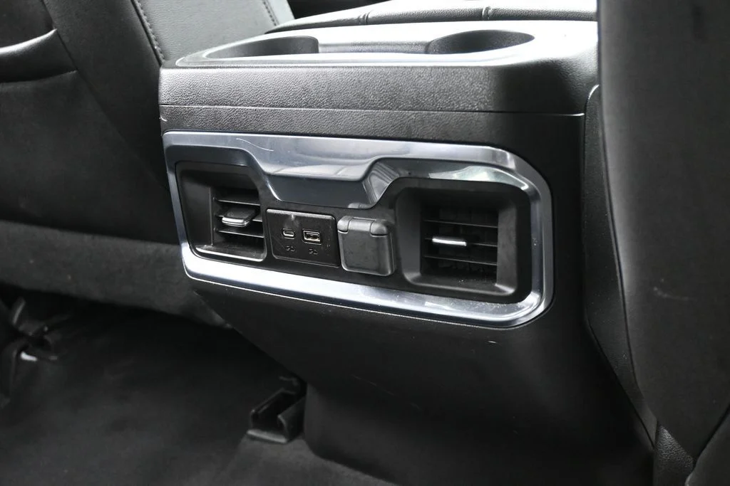Used 2022 Iridescent Pearl Tricoat Chevrolet LTZ image 43