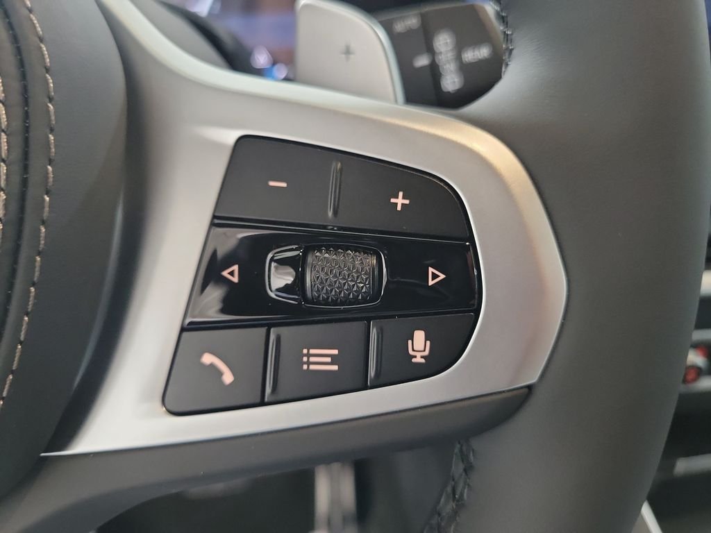 New 2027 Brooklyn Grey Metallic BMW xDrive40i image 11