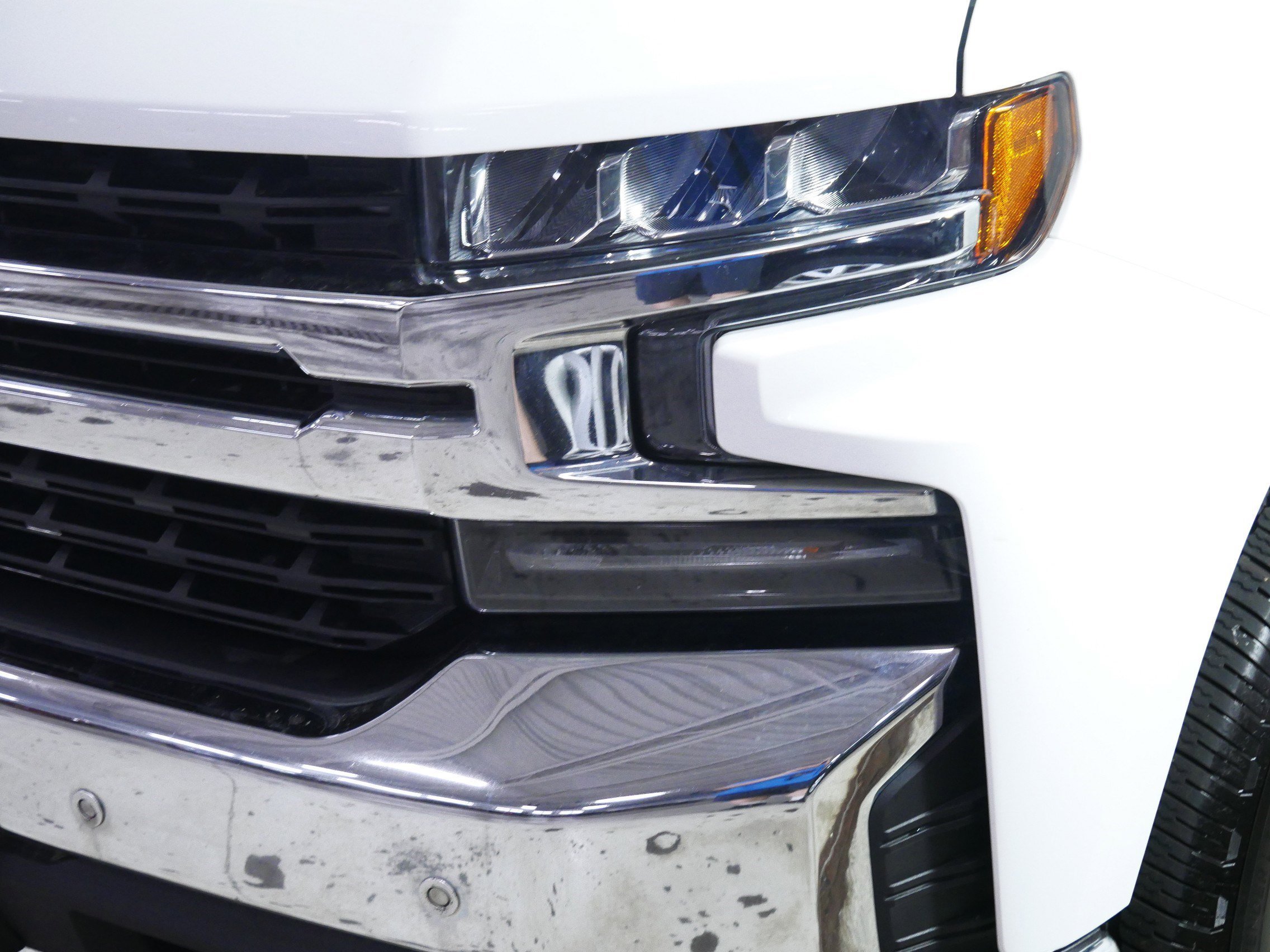 Used 2020 SUMMIT WHITE Chevrolet LT image 16