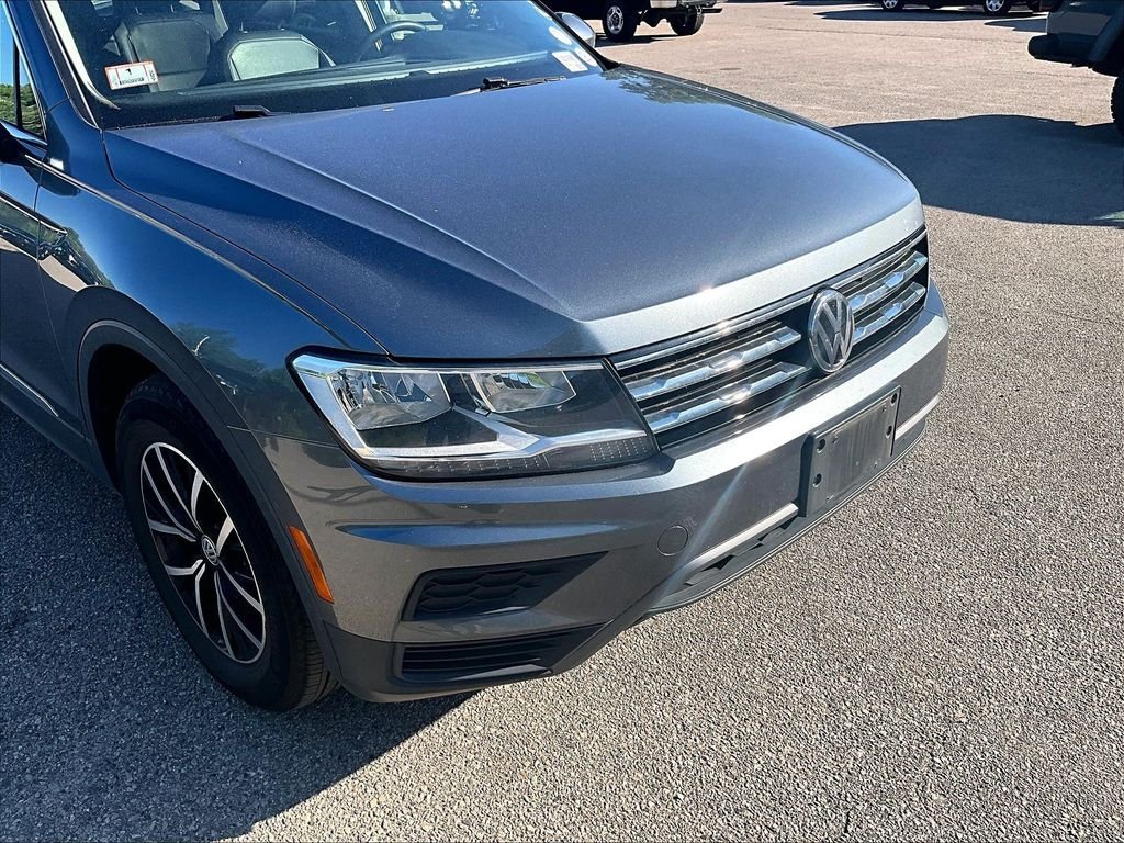 Used 2021 Gray Volkswagen 2.0T SE image 8