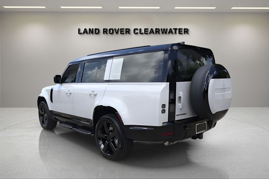 New 2026 Borasco Grey Land Rover X-Dynamic SE image 3