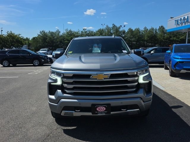 Used 2023 Gray Chevrolet High Country image 8