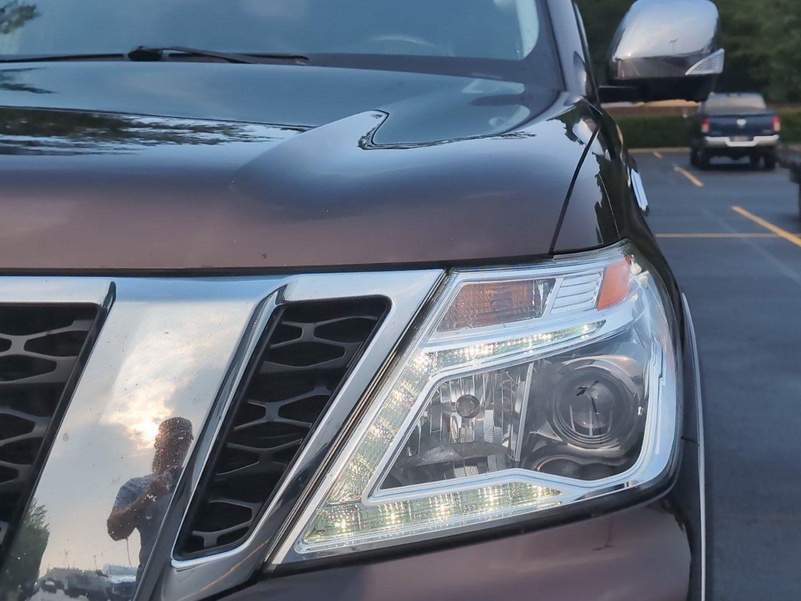 Used 2018 Mocha Almond Nissan Platinum image 12