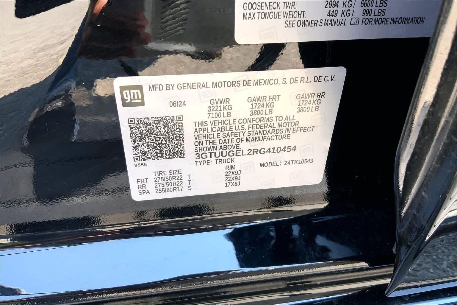 Used 2024 Onyx Black GMC Denali image 37