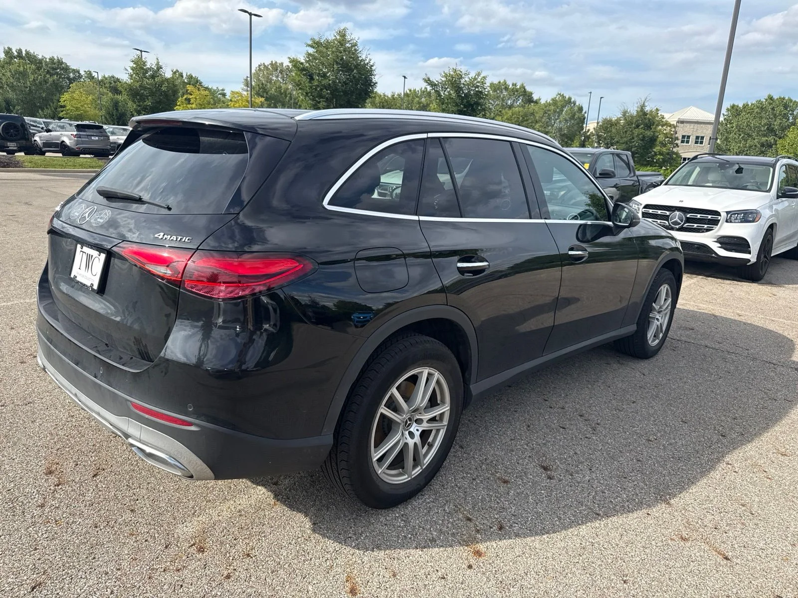 Used 2023  Mercedes-Benz  image 5