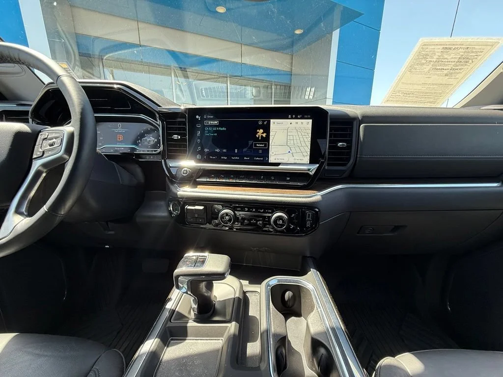 Used 2024 Sterling Gray Metallic Chevrolet LT Trail Boss image 20