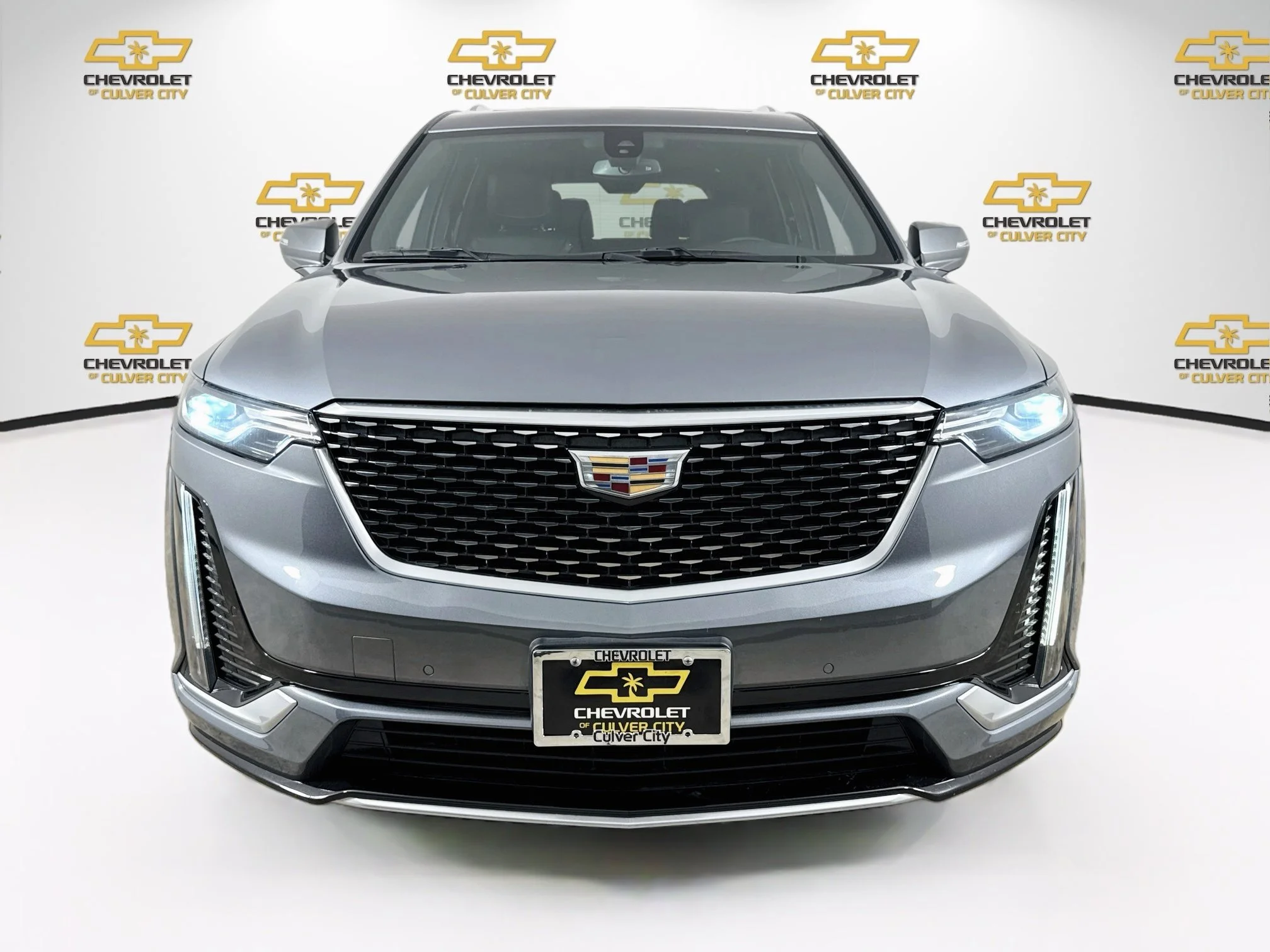 Used 2021 SATIN STEEL METALLIC Cadillac Luxury image 2
