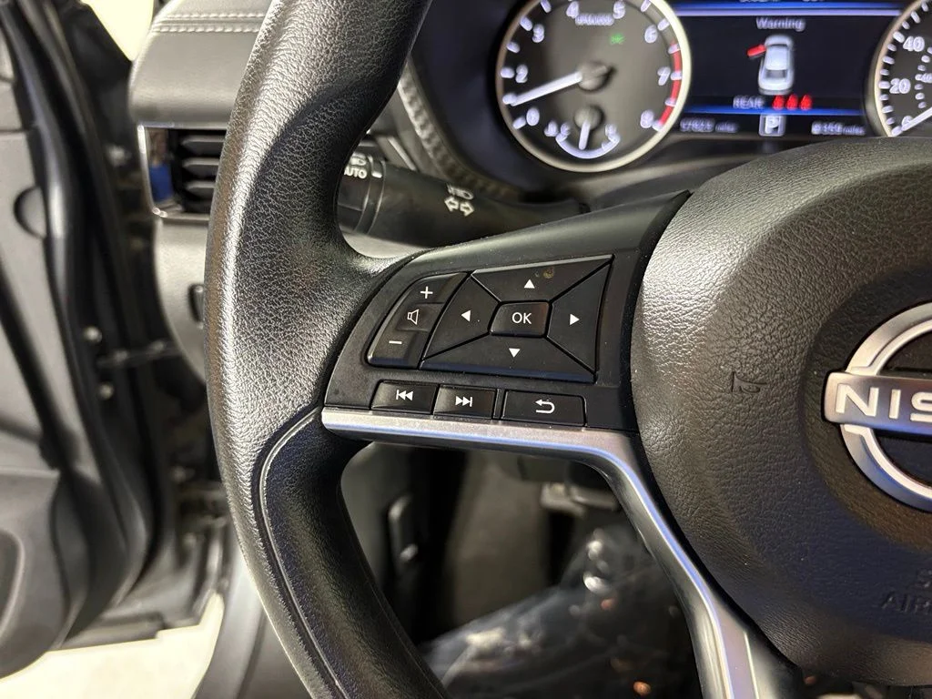 Used 2024 Gray Nissan SV image 20