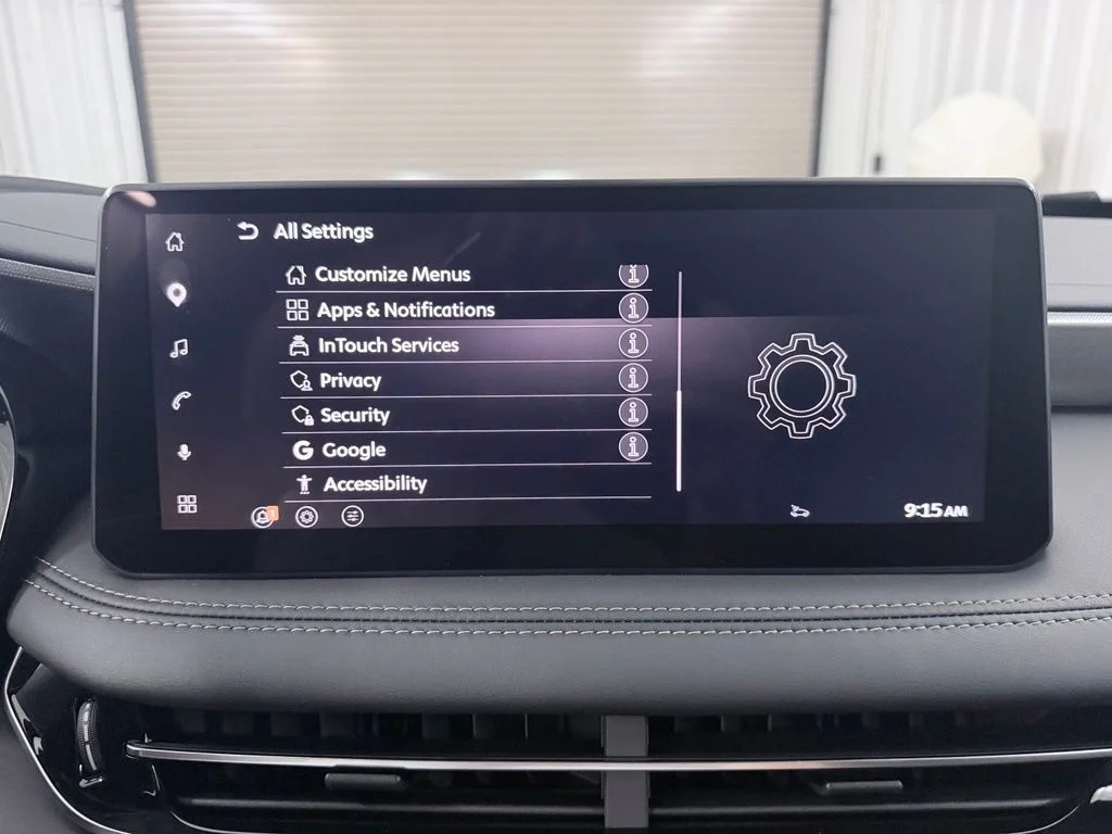 New 2027 2T RAD WHT INFINITI Sport AWD image 28