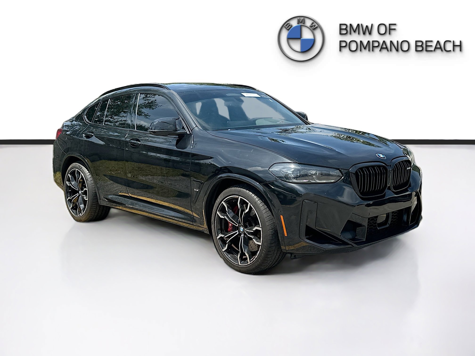 2024 BMW X4 M -'s photo