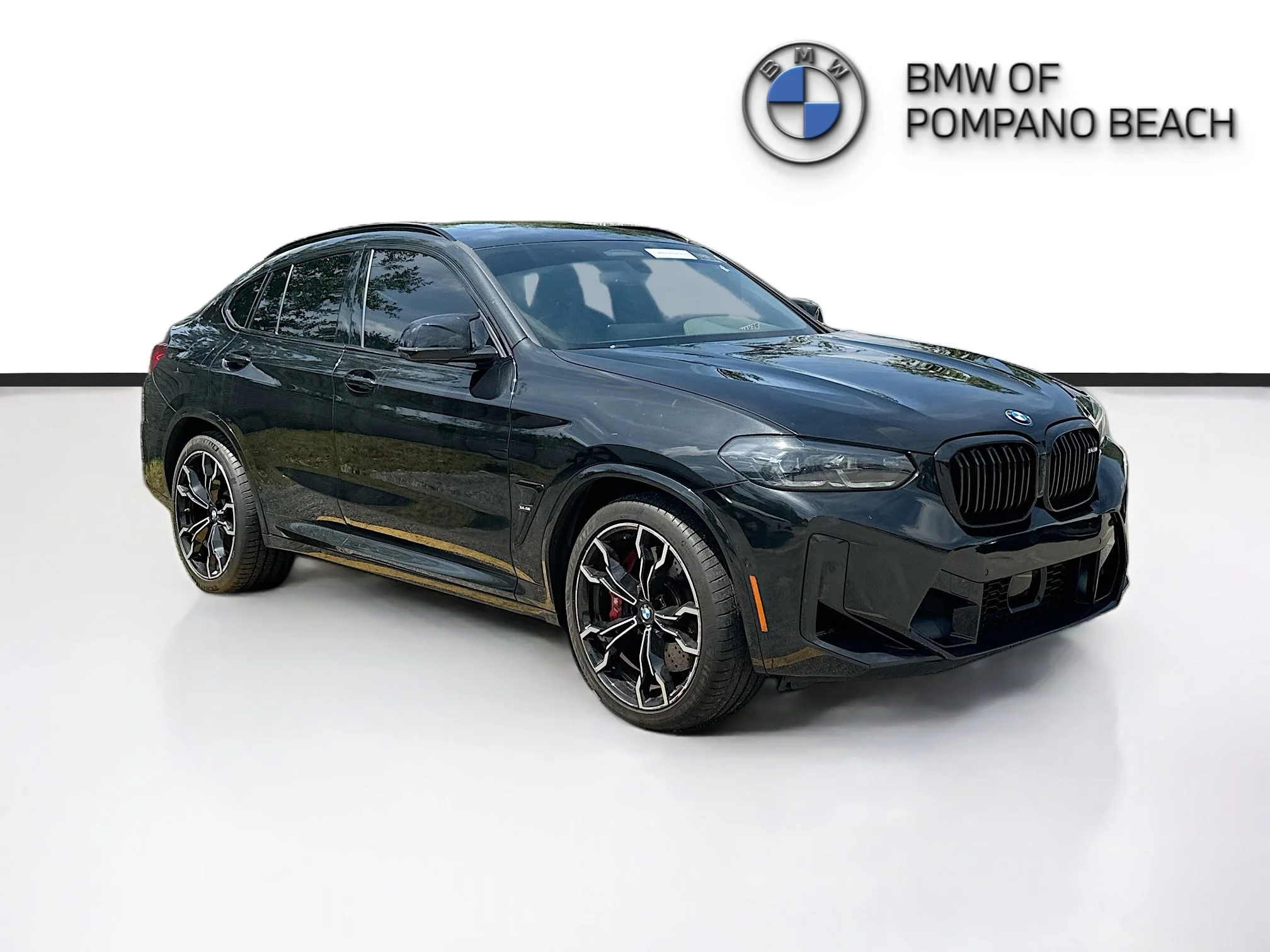 2024 BMW X4 M -'s photo