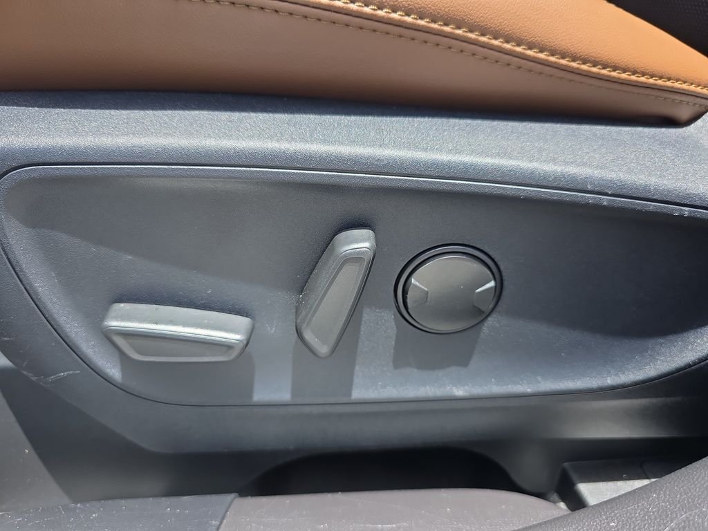 Used 2021 Blue Ford Badlands image 14