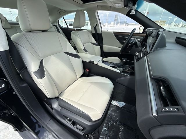 Certified Used 2024 OBSIDIAN Lexus 250 image 26