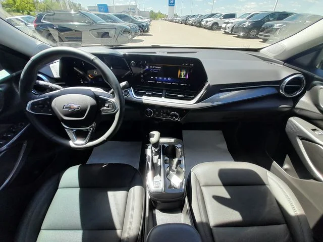 Used 2026 White Chevrolet ACTIV image 32