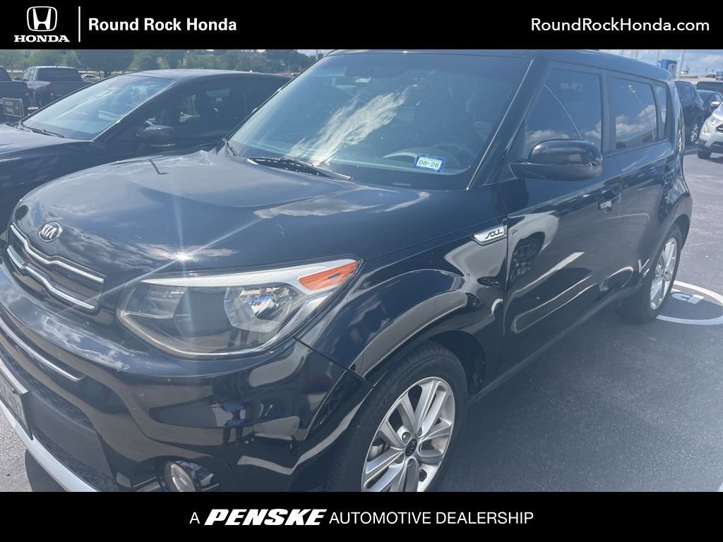 2017 Kia Soul 2.0L + 6 A/T's photo