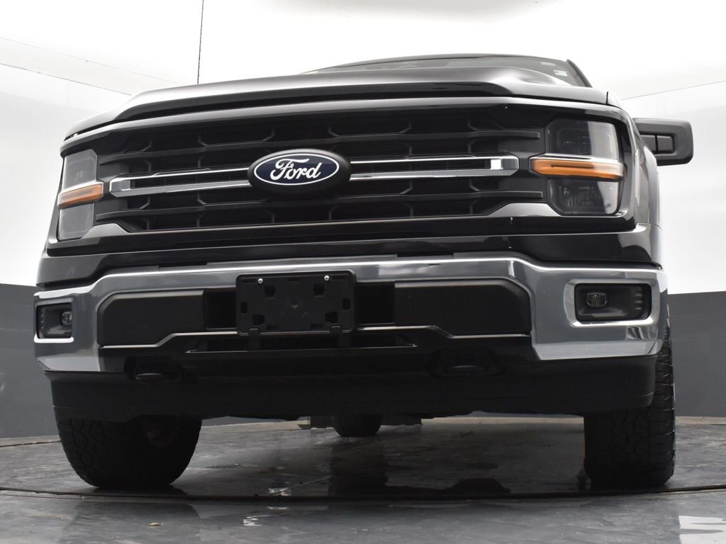 Used 2025 Black Ford XLT image 25