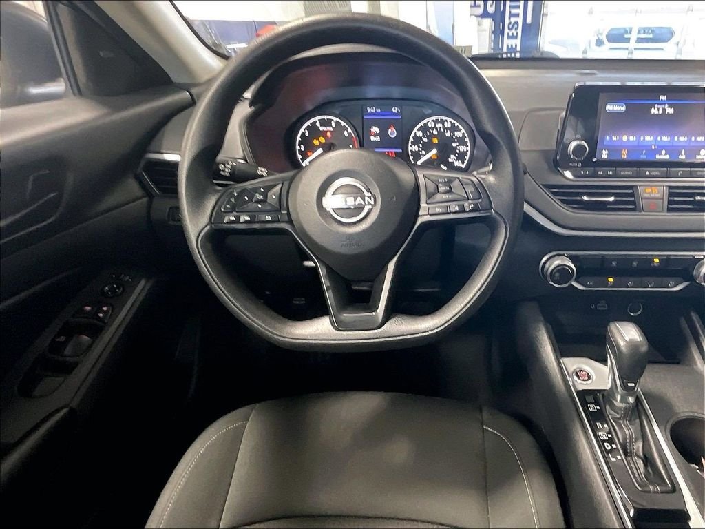 Used 2024 Black Nissan 2.5 S image 17