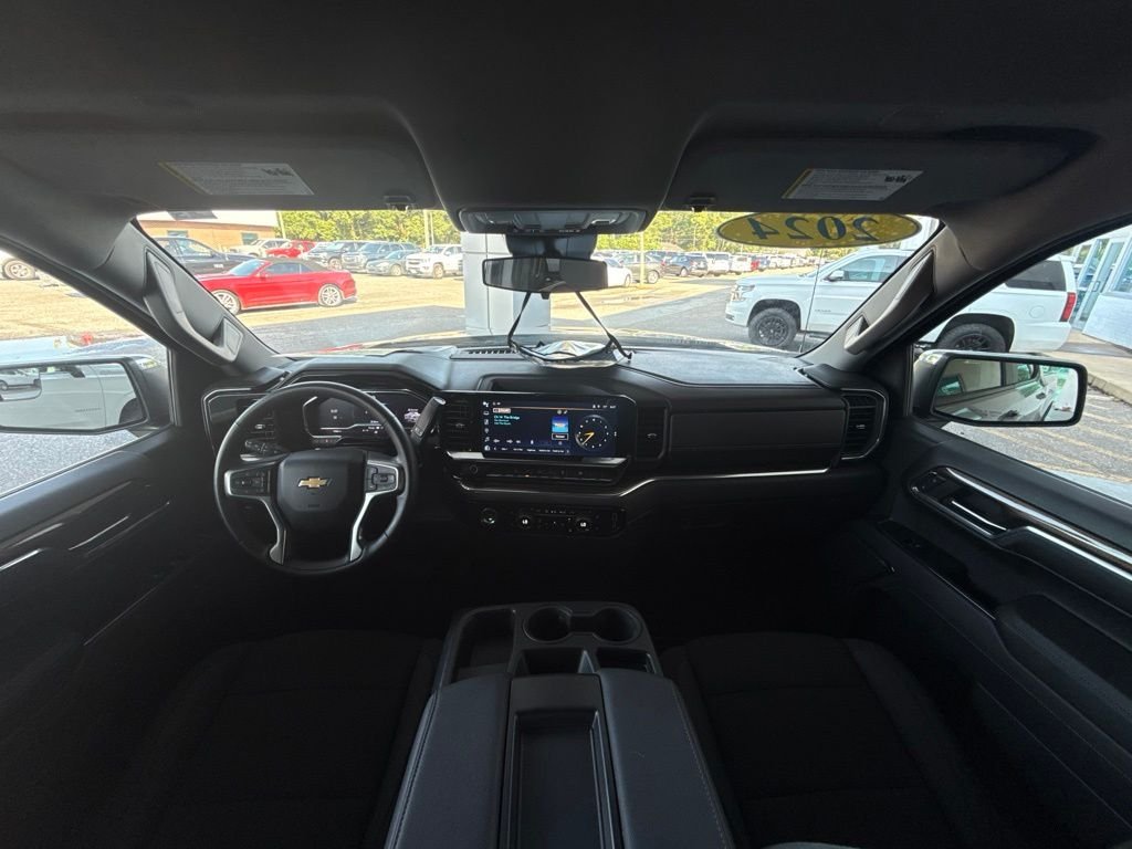 Used 2024 Gray Chevrolet LT image 19