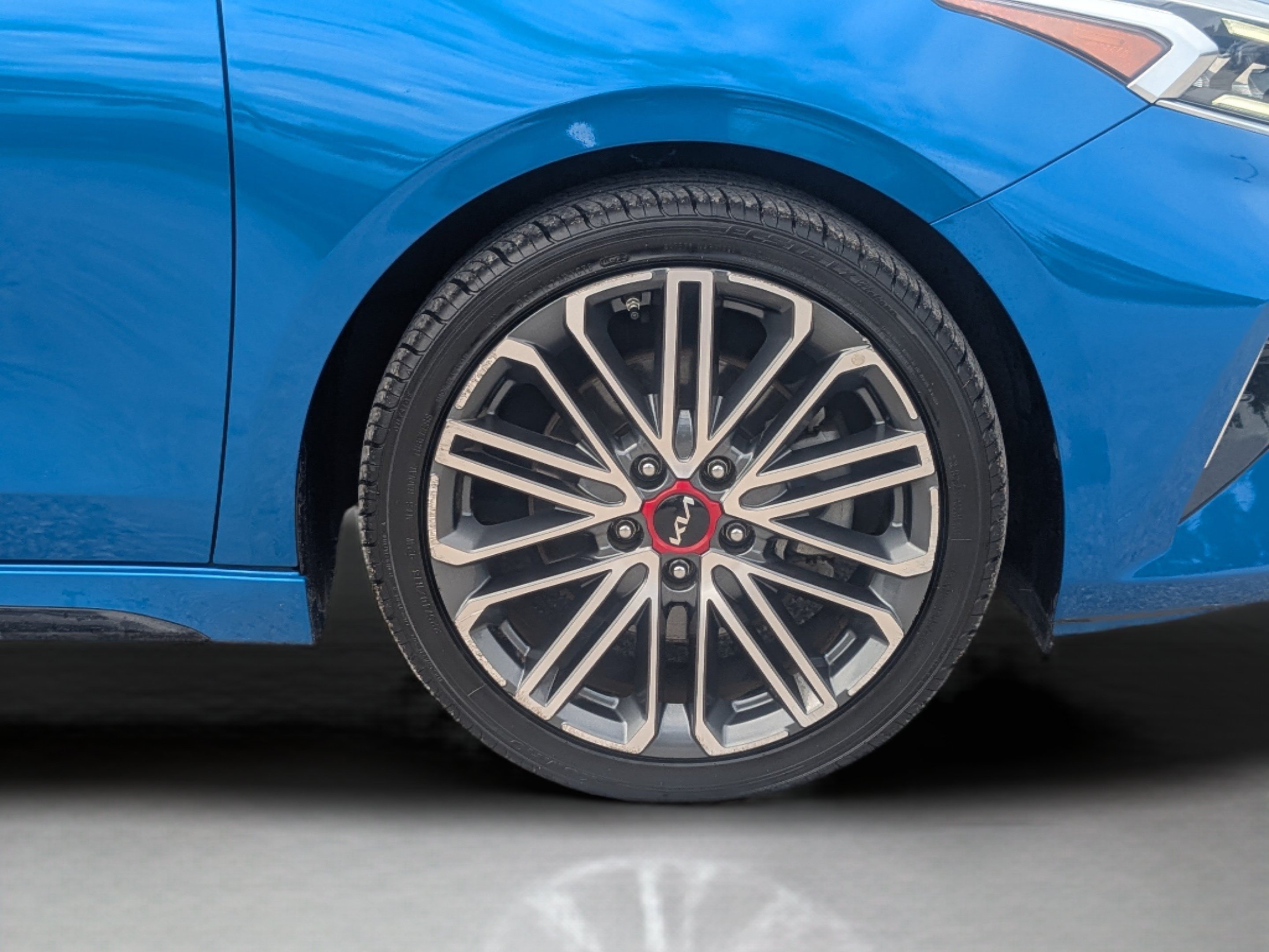 2023 Kia Forte GT - Photo 29