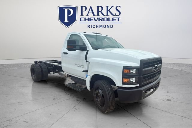 2024 Chevrolet Silverado HD Work Regular Cab 141" WB's photo