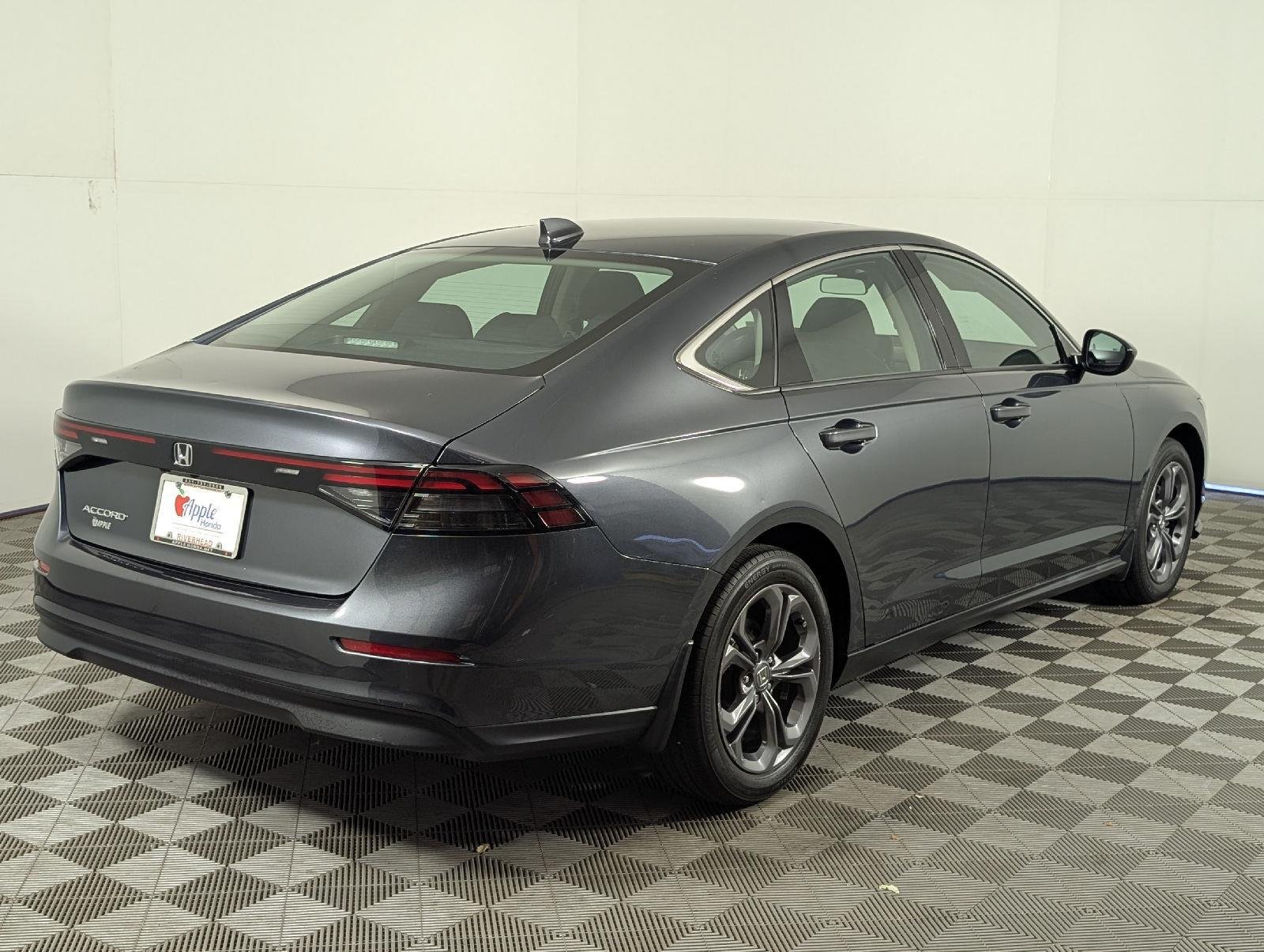 Used 2023 Crystal Black Pearl Honda EX w/o BSI image 6