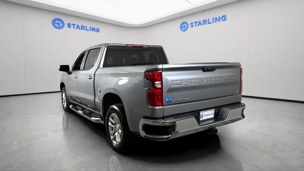 Used 2024 Sterling Gray Metallic Chevrolet LT image 7
